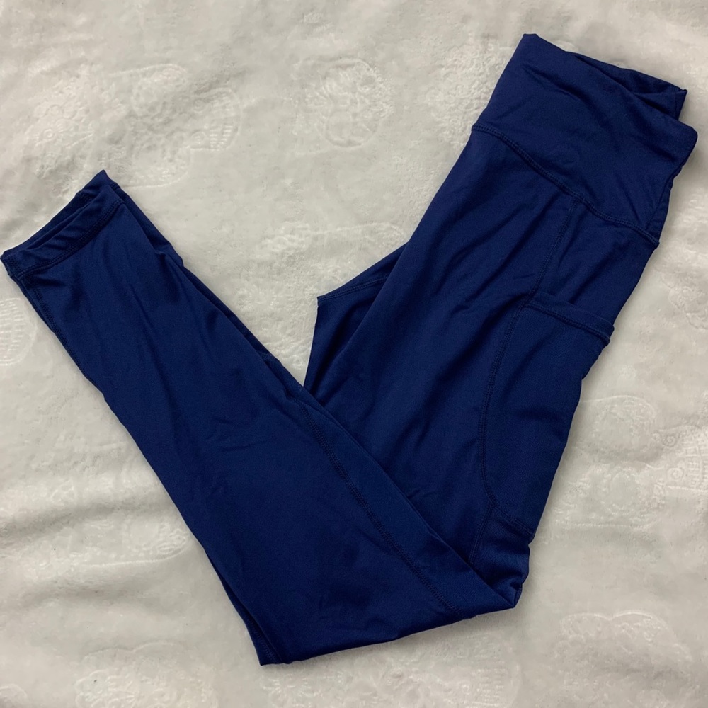 Mesh leggings with pockets